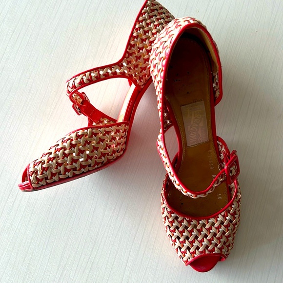 FERRAGAMO High Heels - Picture 2 of 8